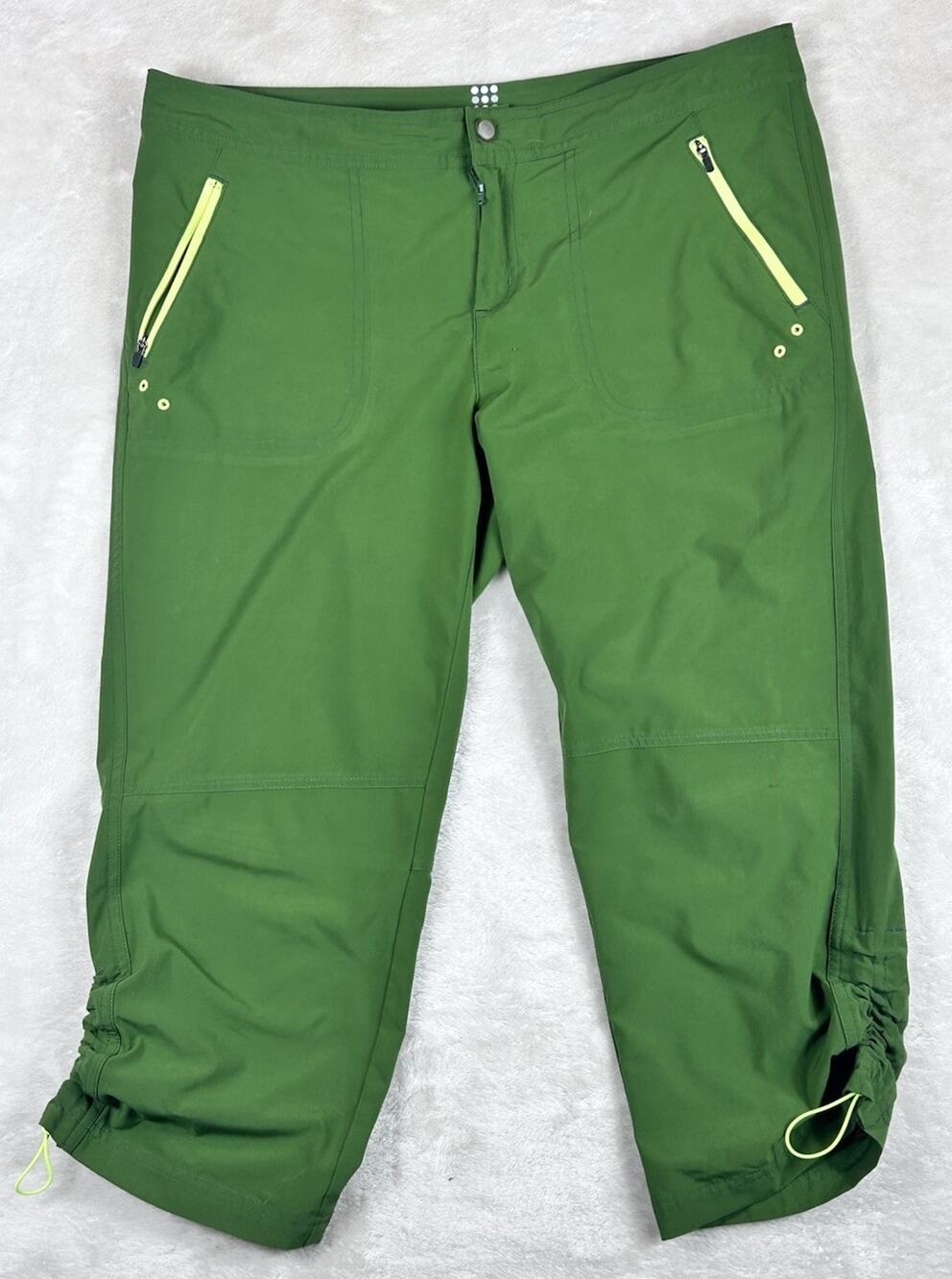 Title Nine Recycled Clamber 2.0 Pants Womens 10 Hiking Green Capris TN-530953